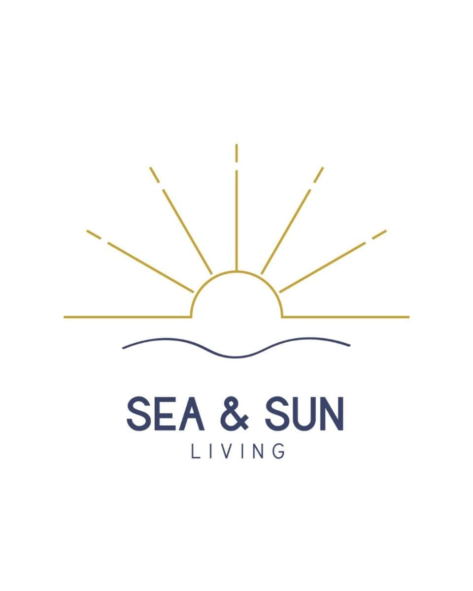 Property building, Property logo or sign, Bathroom, Balcony/Terrace, Living room, Bedroom