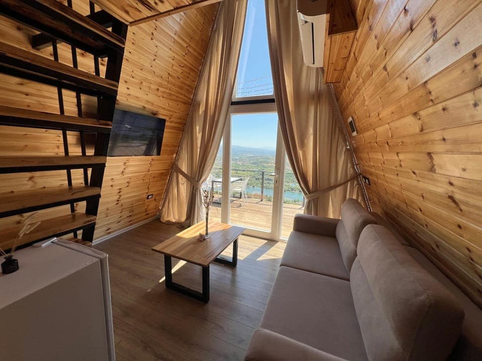 TV and multimedia, View (from property/room), Balcony/Terrace, Seating area