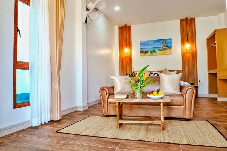 Living room, Photo of the whole room