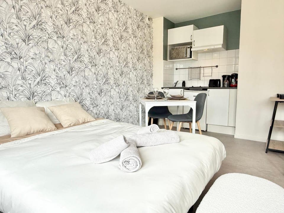 Photo of the whole room