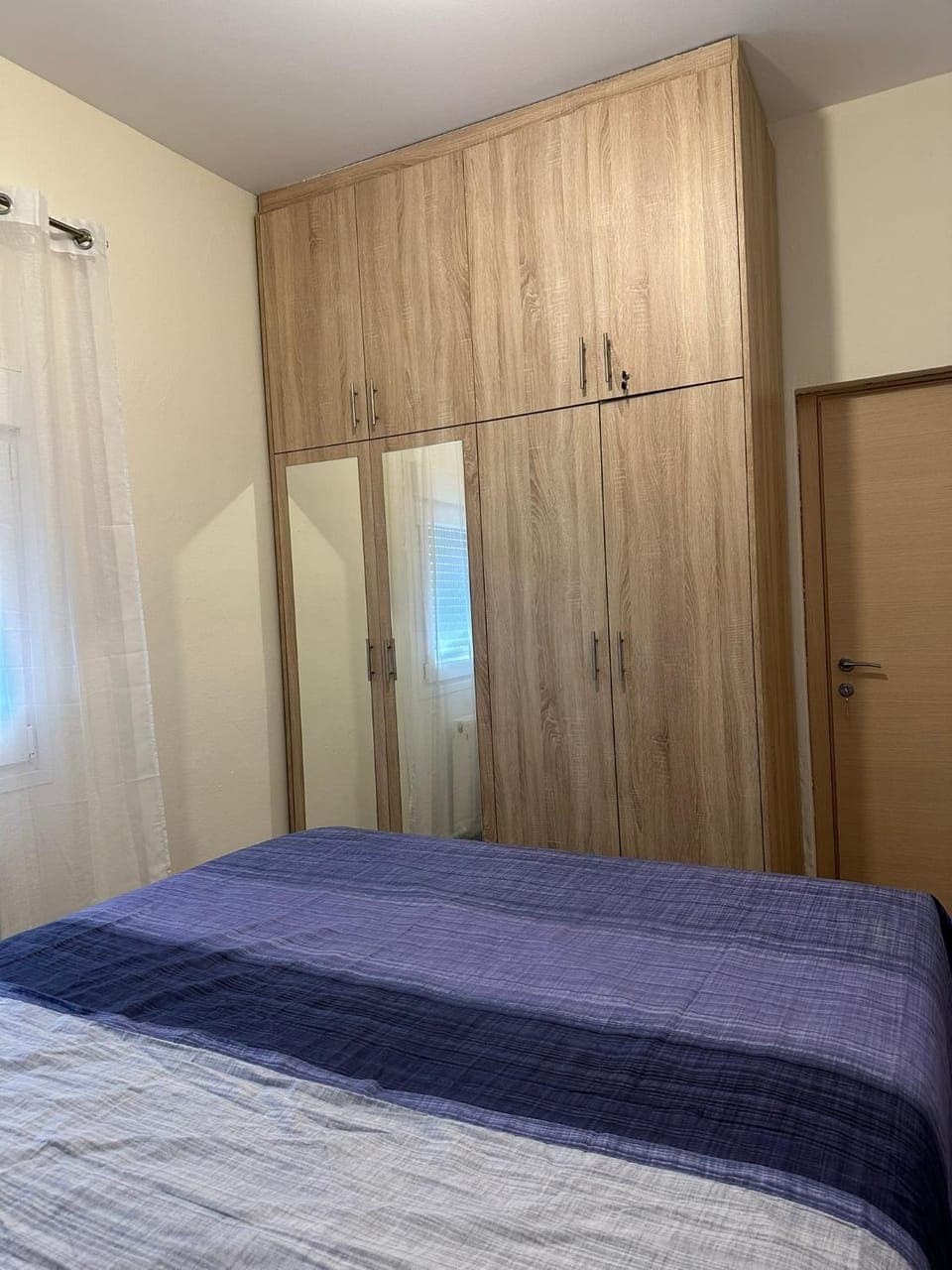 Bed, Photo of the whole room, Bedroom, wardrobe