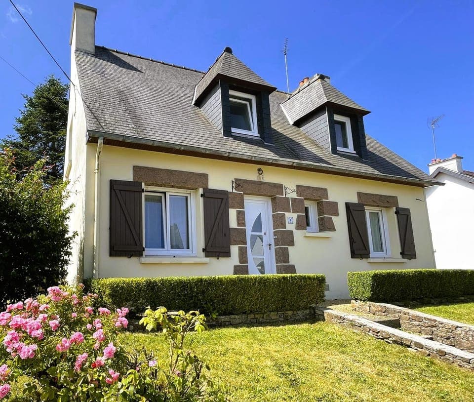 Property building, Spring, Garden, Garden view