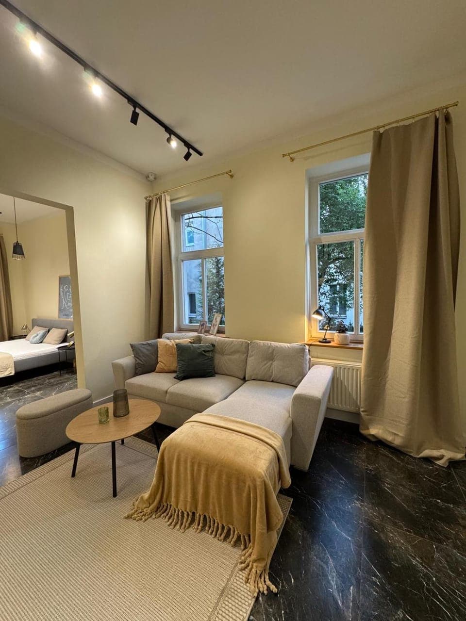 Living room, Photo of the whole room, Seating area