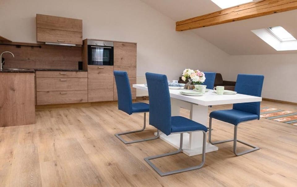 Kitchen or kitchenette, Living room, Dining area