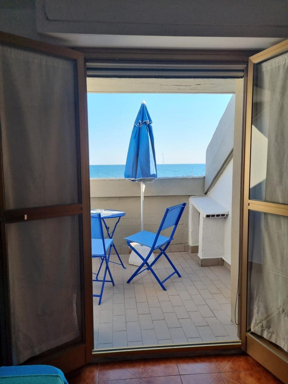 Natural landscape, View (from property/room), Balcony/Terrace, Bedroom, Sea view