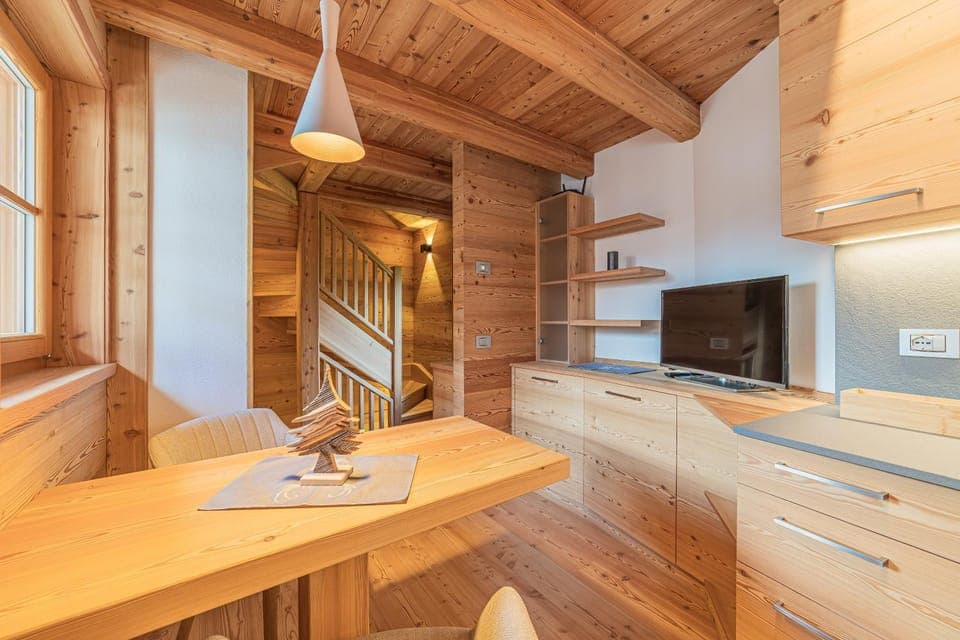 TV and multimedia, Kitchen or kitchenette