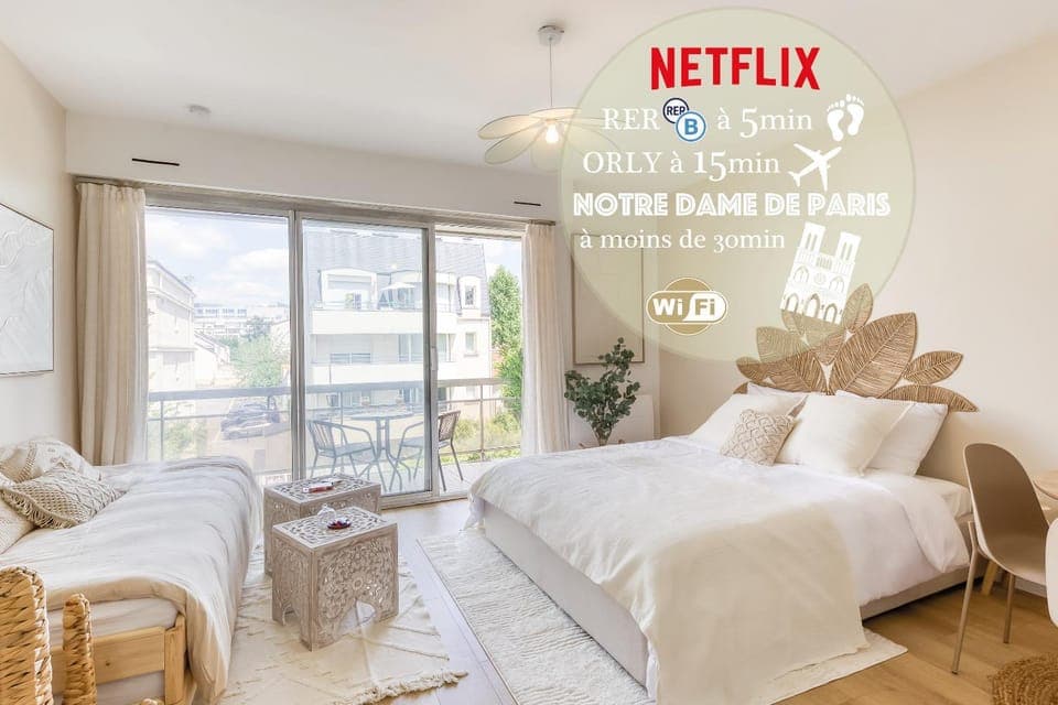 Bed, Night, Balcony/Terrace, Living room, Photo of the whole room, Seating area, Bedroom, heating, internet