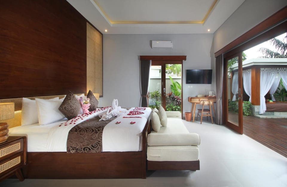 Photo of the whole room