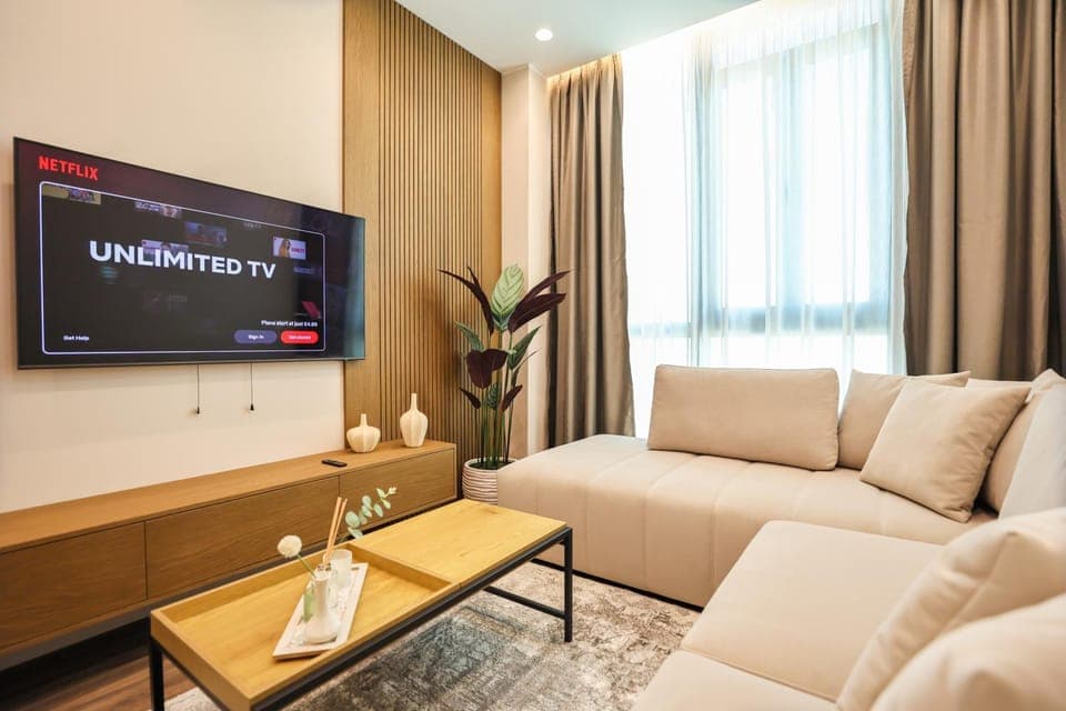 TV and multimedia, Seating area