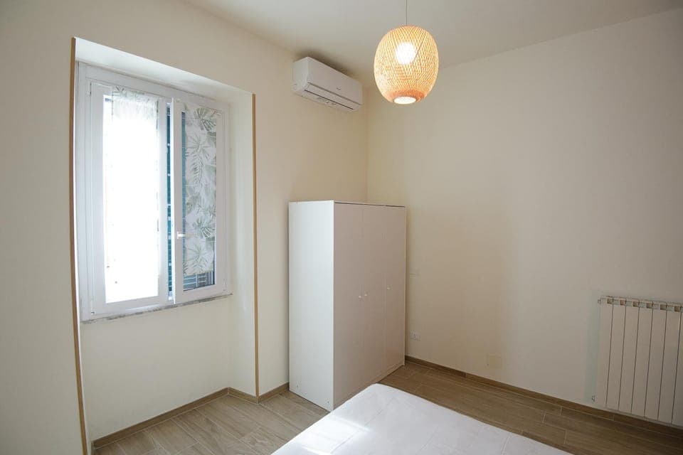 Bed, Photo of the whole room, Bedroom, wardrobe, air conditioner