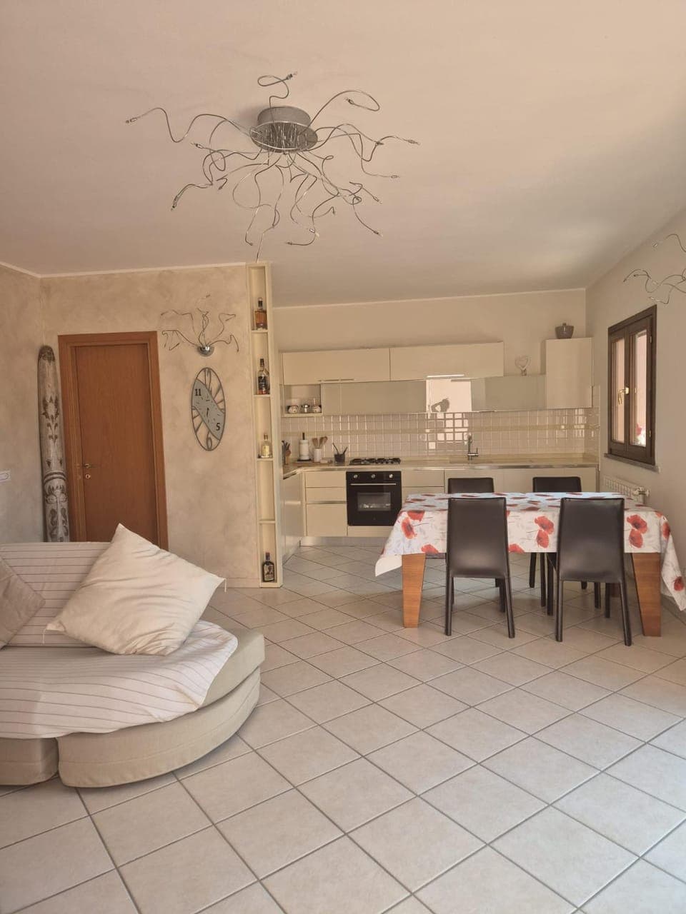 Kitchen or kitchenette, Living room, Dining area, oven, stove