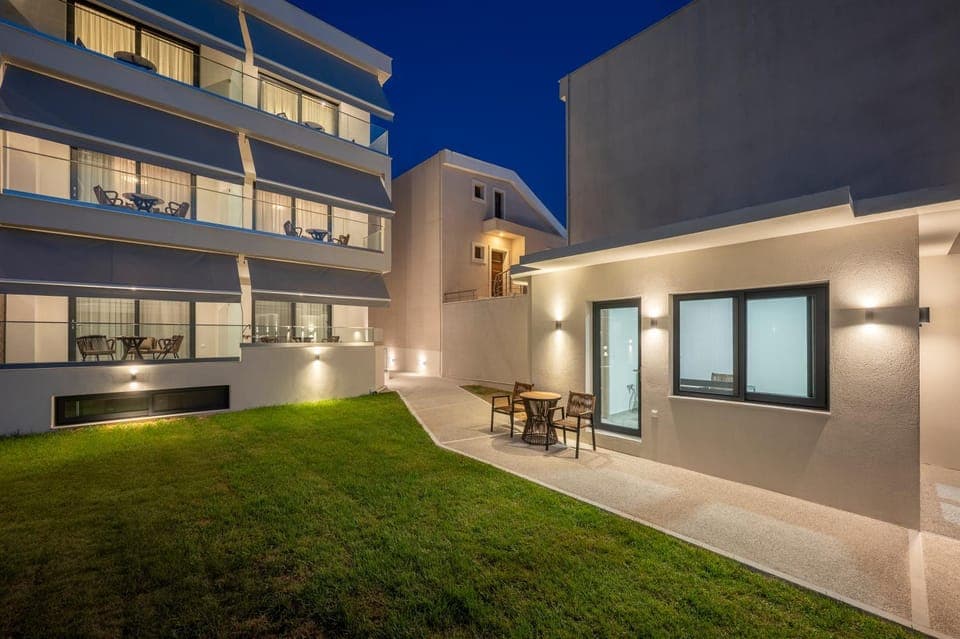 Property building, Garden