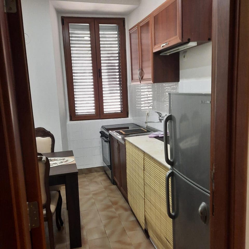 Kitchen or kitchenette, oven, stove