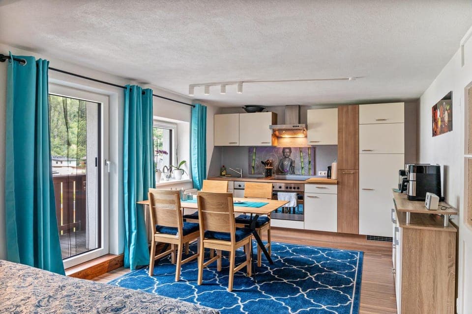 Property building, Kitchen or kitchenette, Living room