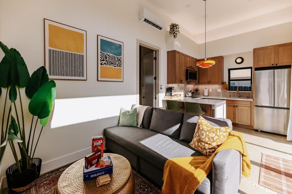 Living room, Seating area, dishwasher