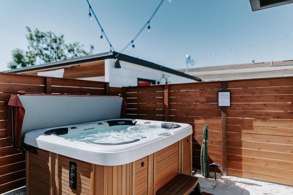 Hot Tub, Spa and wellness centre/facilities