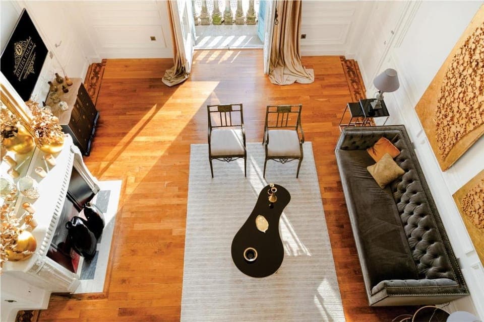 Living room, Seating area