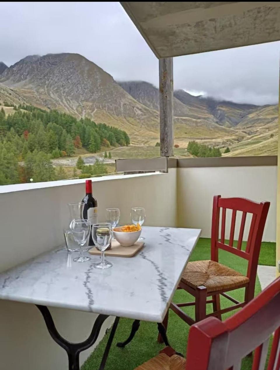 Natural landscape, Balcony/Terrace, Mountain view