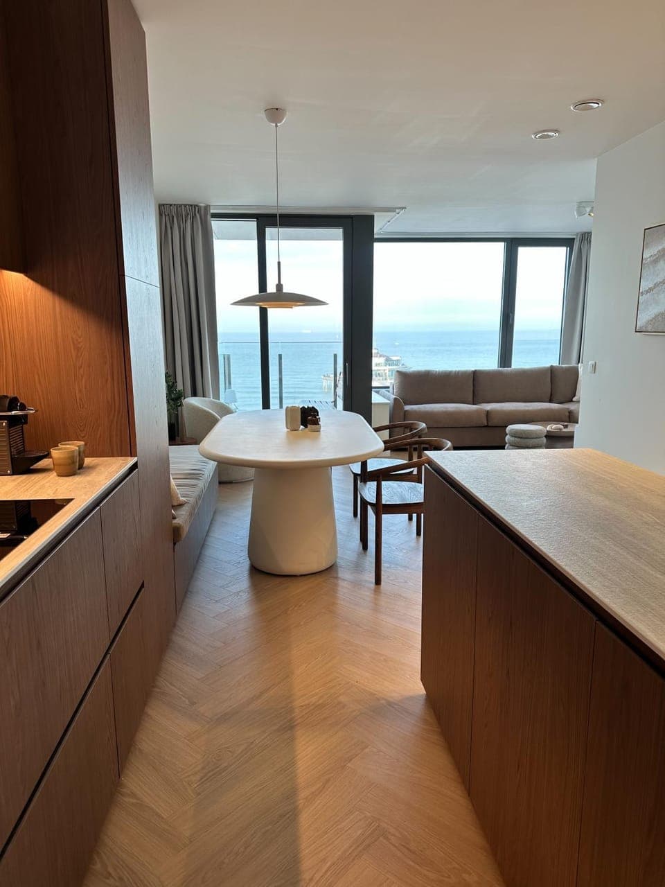 Natural landscape, View (from property/room), Kitchen or kitchenette, Living room, Seating area, Dining area, Beach, Beach, Sea view, Sea view, Sunrise, Sunset, kitchen