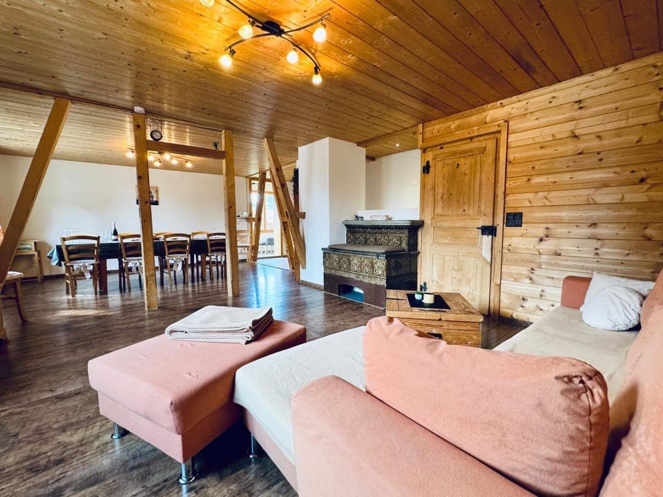 Communal lounge/ TV room, Living room