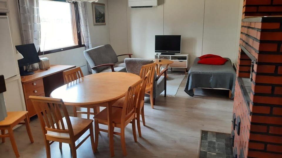 Living room, Dining area, air conditioner