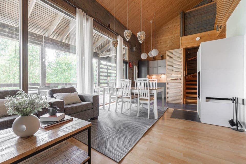 Kitchen or kitchenette, Living room, Seating area, Dining area, oven