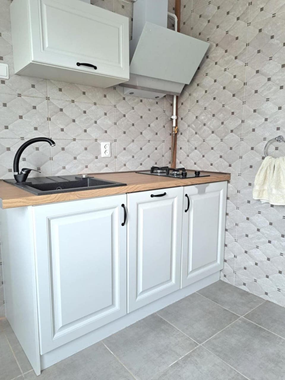 Kitchen or kitchenette, stove