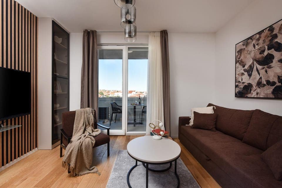 Communal lounge/ TV room, TV and multimedia, Living room, Evening entertainment