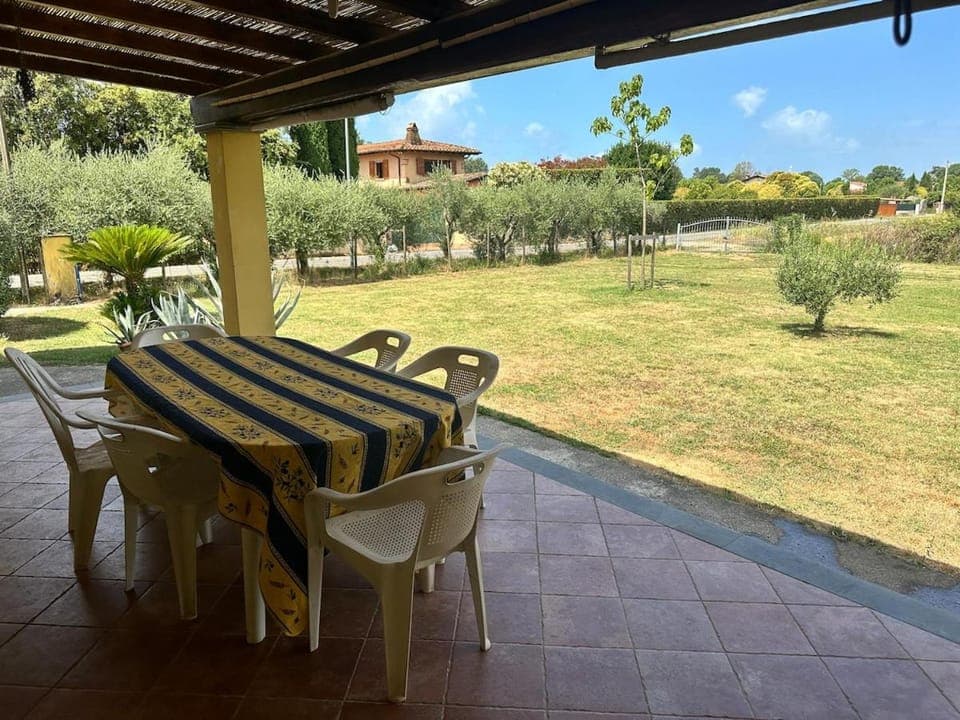 Patio, Day, Garden, Garden view