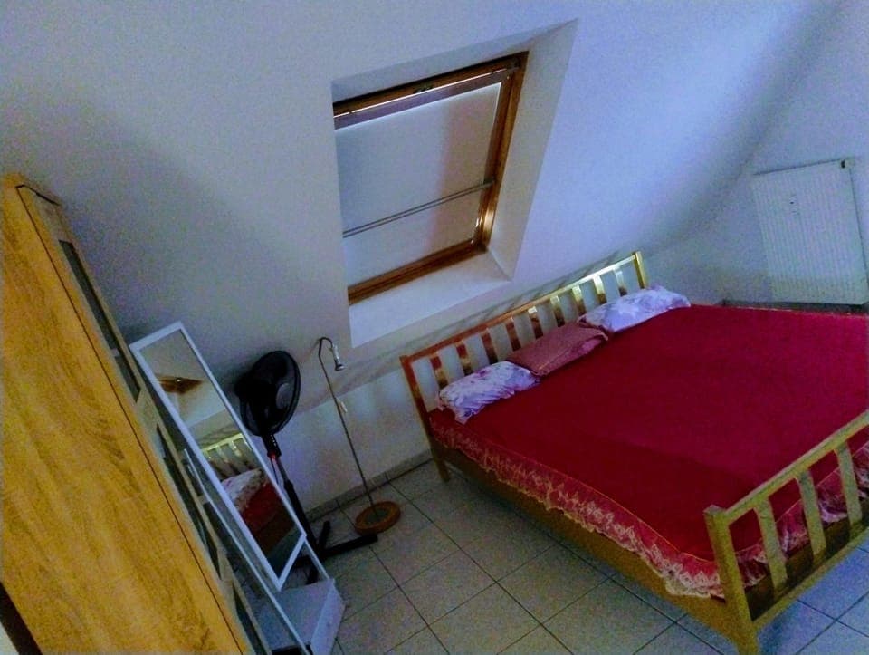 Bed, Photo of the whole room, Bedroom, wardrobe