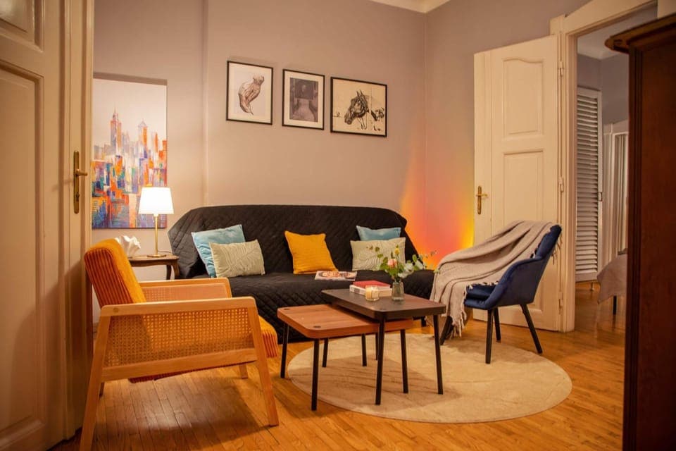 Living room, Seating area