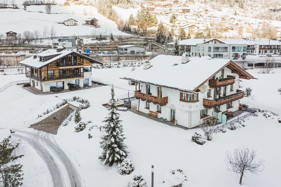 Property building, Winter