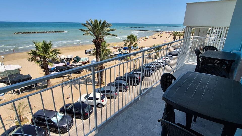 Balcony/Terrace, Balcony/Terrace, Sea view