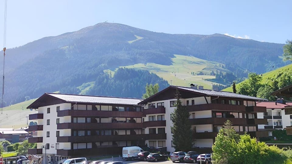 Property building, Spring, Summer, Autumn