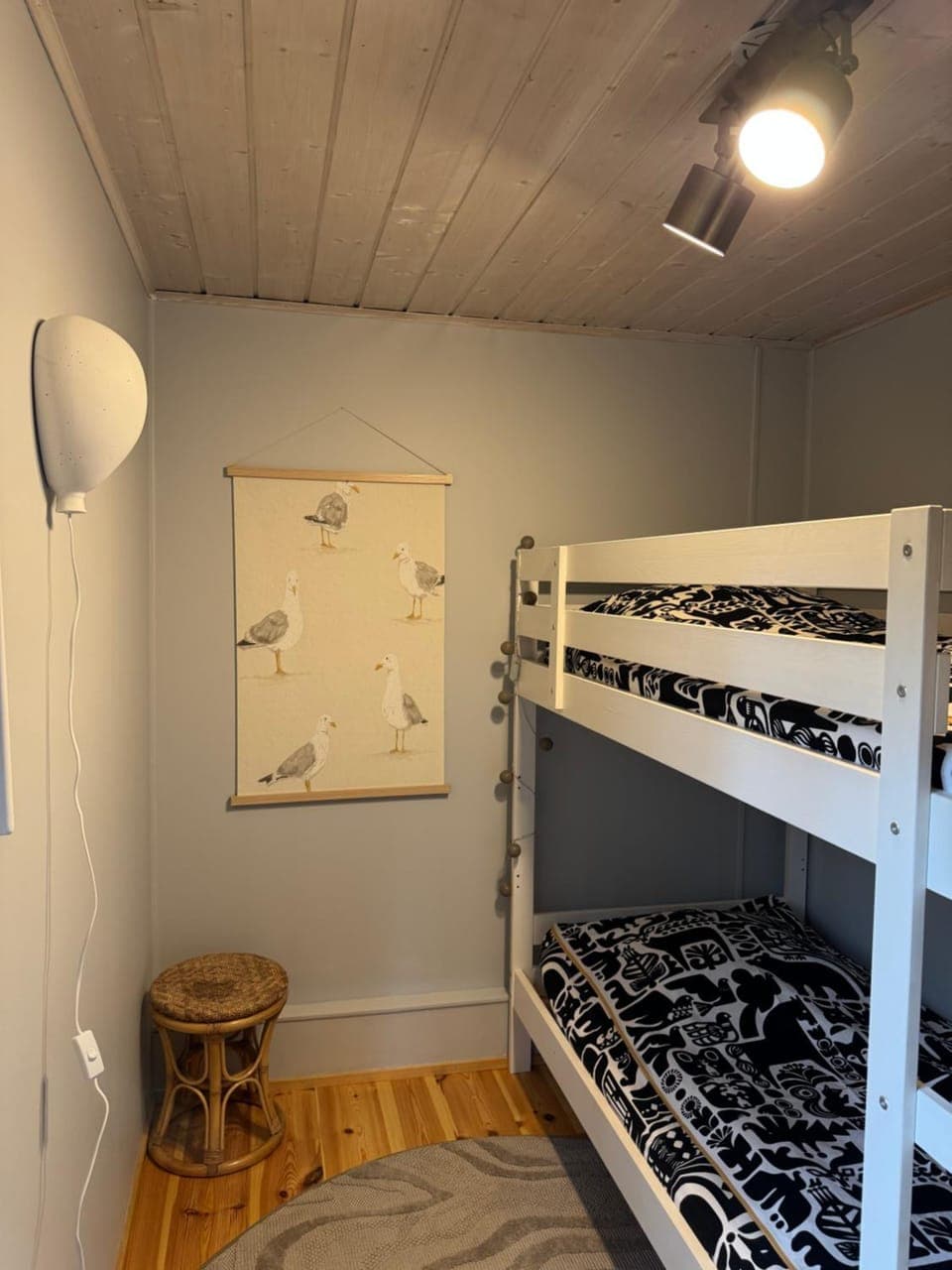 bunk bed