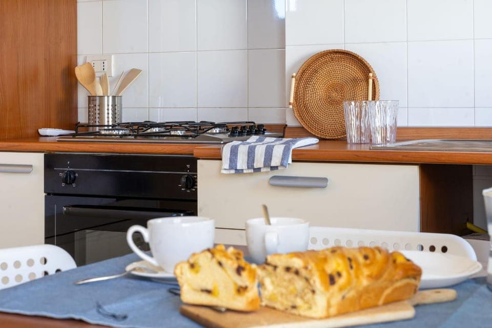 Kitchen or kitchenette, Food and drinks, Food, minibar, pet friendly, stove