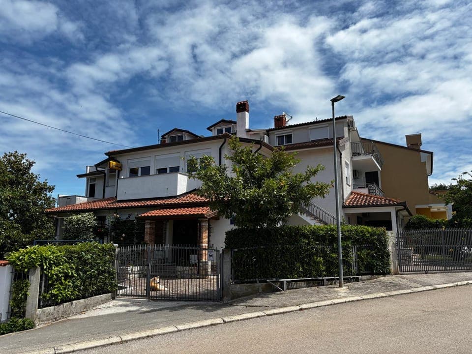 Property building, Day