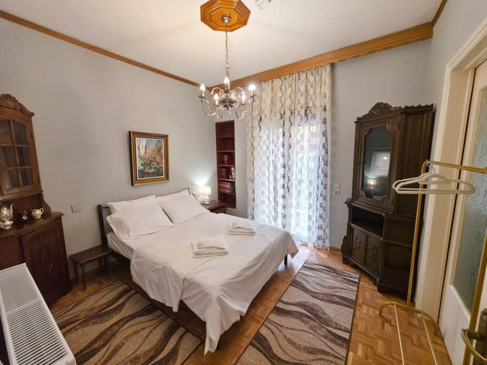 Bed, Photo of the whole room, Bedroom, towels, wardrobe