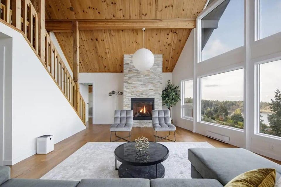 Living room, Mountain view, Sea view, fireplace