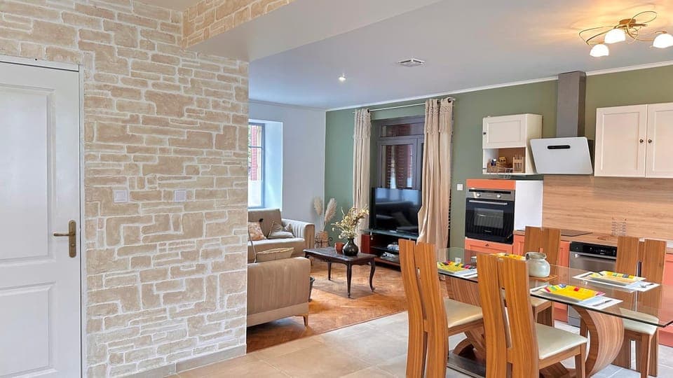 TV and multimedia, Living room