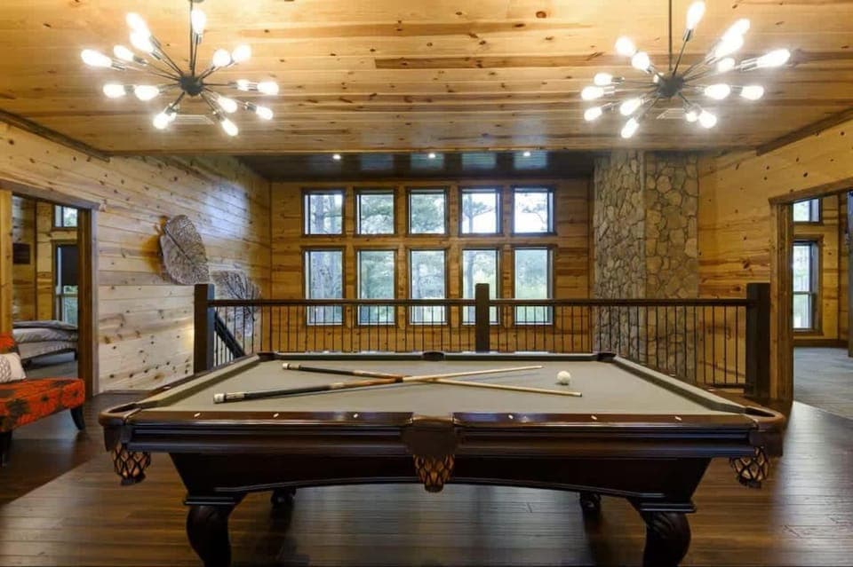 Activities, Billiard, Game Room
