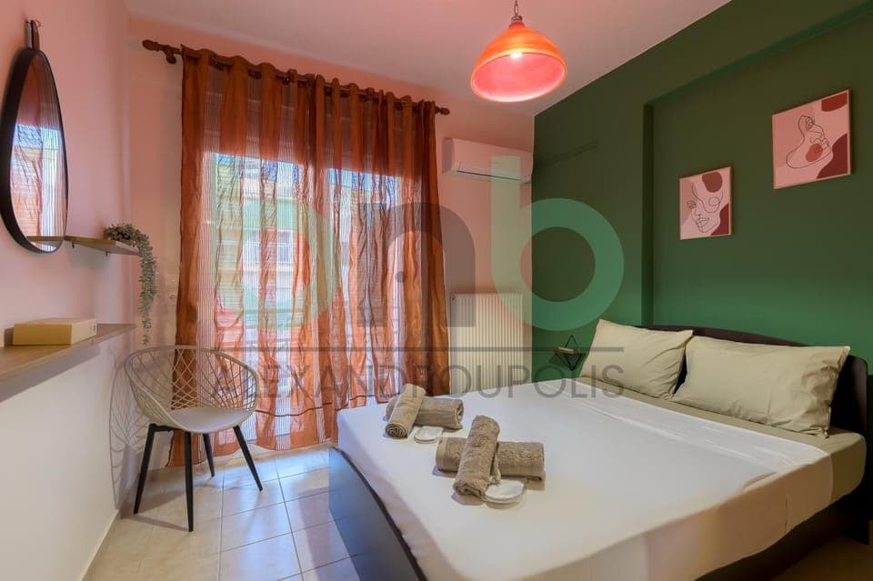 Bed, Photo of the whole room, Bedroom, towels, air conditioner