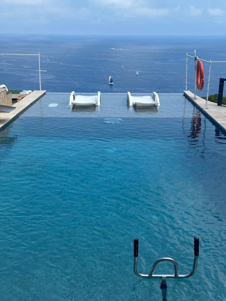 Pool view, Sea view, Swimming pool