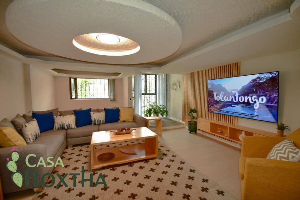 Living room, Seating area, Evening entertainment