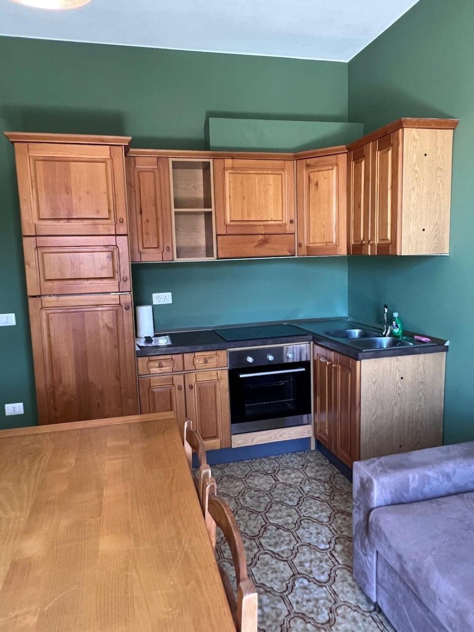 Kitchen or kitchenette