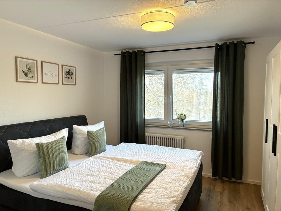Bed, Bedroom