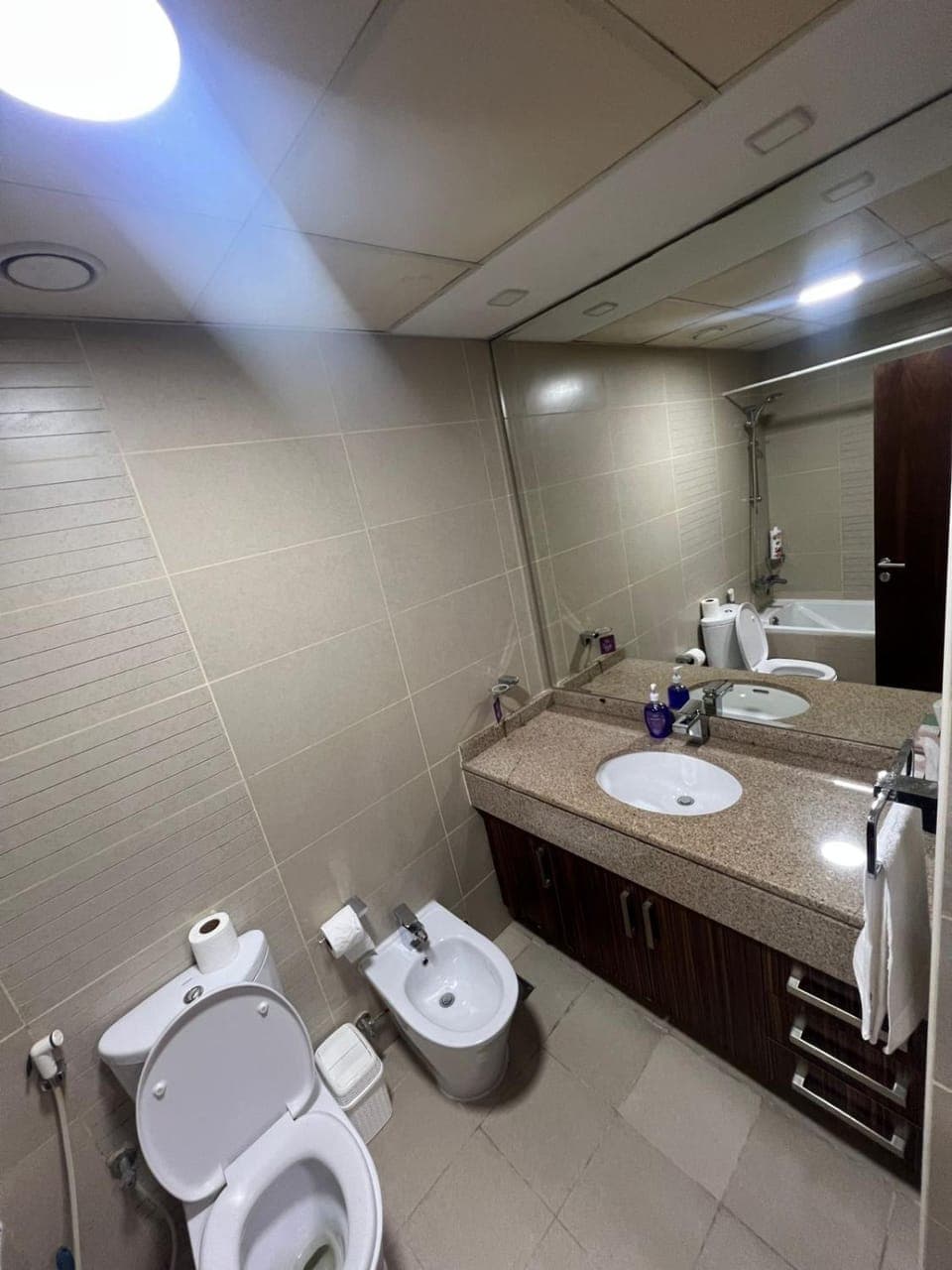 Toilet, Bathroom, towels