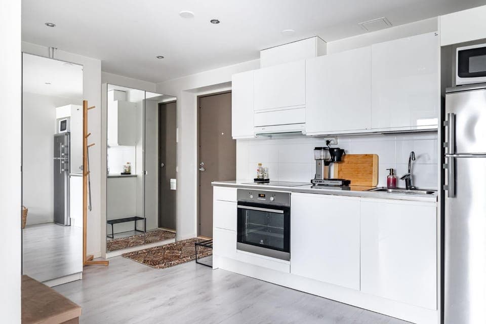 Coffee/tea facilities, Kitchen or kitchenette, dishwasher, oven, stove, toaster