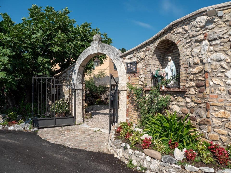 Garden, Garden view, Landmark view
