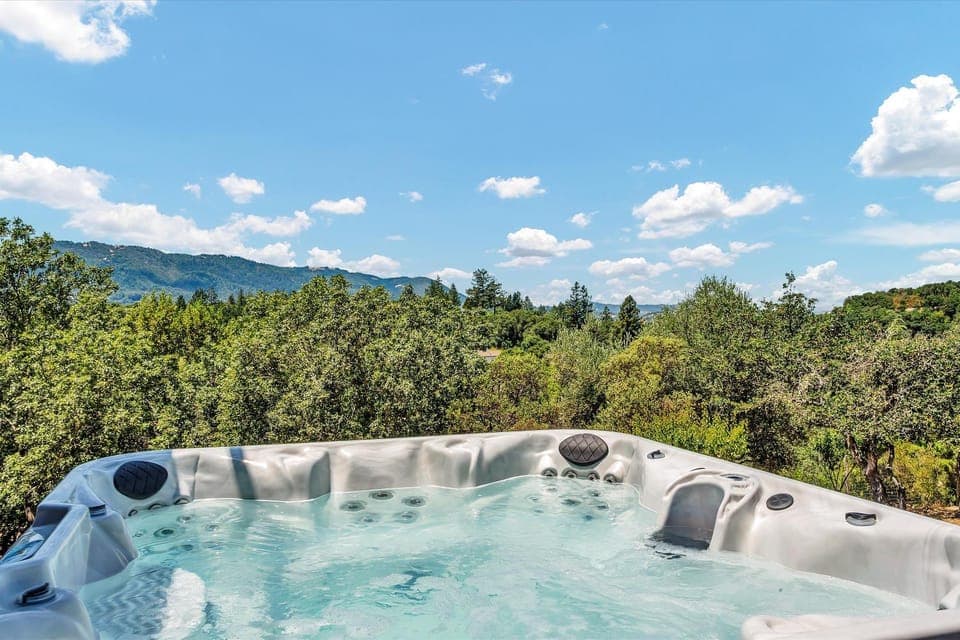 Hot Tub, Hot Tub